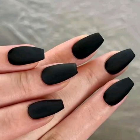 New. Coffin Shape. Glue On Nails Short Almond Nails, Matte Black Nails, Nail Art Set, Black Nail, Manicure Kit, Nail Forms, Halloween Nail Designs, Stick On Nails, Nail Arts