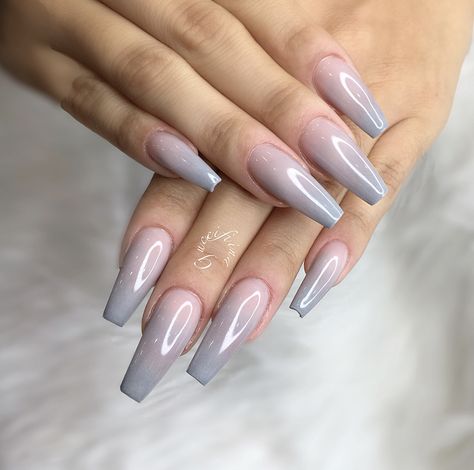 Grey Ombre Nails Coffin, Ombre Nails Clear To White, White And Grey Ombre Nails, Ombré Grey Nails, Grey Ombre Acrylic Nails, Light Grey Ombre Nails, Gray And White Ombre Nails, Gray Ombré Nails, Grey Coffin Nail Ideas