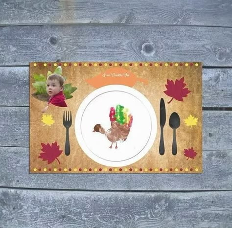 Thanksgiving Placemats Preschool, Thanksgiving Placemat, Diy Thanksgiving Crafts, Thanksgiving Crafts For Toddlers, Fun Holiday Crafts, Thanksgiving Crafts Preschool, Easy Thanksgiving Crafts, Thanksgiving Placemats, November Crafts