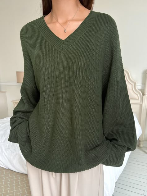 Green Casual Collar Long Sleeve Fabric Plain Pullovers Embellished Slight Stretch Spring/Fall Women Clothing V Neck Drop Shoulder Oversized Sweater, V Neck Sweaters For Women, Cute Green Sweater, V Neck Sweater Outfit Aesthetic, Forest Green Clothes, Fall Bday Outfits, Green V Neck Sweater, Nice Sweaters, Green Outfits For Women