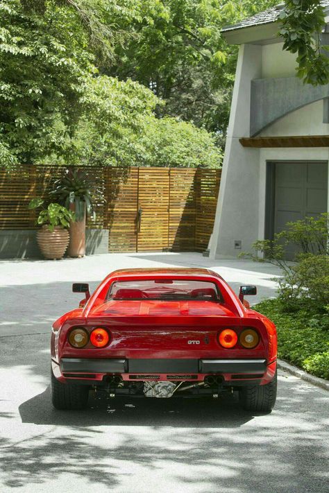 1980s Ferrari, Ferrari 288gto, Car Information, Ferrari 288 Gto, Prancing Horse, F12 Berlinetta, Rear End, Ferrari Car, Bugatti Veyron