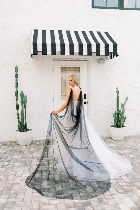 Glitz, ombre, & DETAILS: wedding capes have gotten a serious upgrade | Offbeat Bride West Palm Beach Wedding Venues, Black Bridal Veil, West Palm Beach Wedding, Cape Veil, Hippie House, Wedding Dresses Cinderella, Palm Beach Wedding, Vintage Wedding Hair, Dark Wedding