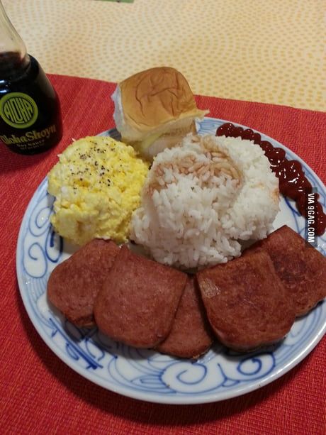 Spam And Eggs Breakfast, Spam Eggs And Rice, Spam Breakfast, Spam And Eggs, Spam Recipes Dinners, Egg And Rice, Eggs And Rice, Pineapple Fried Rice Recipe, Spam Recipes