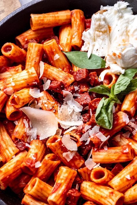 Spicy Chorizo Pasta, Chorizo Pasta Bake, Chorizo Pasta Recipes, Tomato Passata, Slow Cooker Bolognese, Chorizo Pasta, Aldi Recipes, Spicy Pasta, Recipe Pasta