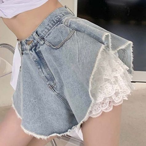 Denim Hot Pants, Lace Denim Shorts, Sharp Scissors, Model Pose, Jeans Diy, Denim And Lace, Really Cute Outfits, 가을 패션, Kawaii Clothes