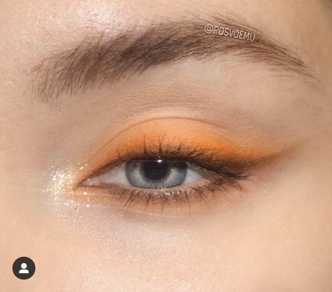 Orange Inspired Makeup, Subtle Orange Eye Makeup, Subtle Orange Makeup, Soft Orange Makeup Look, Subtle Orange Eyeshadow, Orange Euphoria Makeup, Orange Makeup Tutorial, Makeup Ideas Orange, Orange Make Up