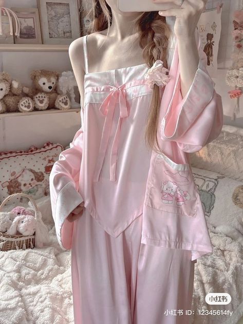 Sleepcore Outfit, Cute Sleepwear Aesthetic, Sleep Outfit Cute, Sleep Outfit Aesthetic, Coquette Sleepwear, Coquette Pjs, Pijama Cute, Pijama Aesthetic, Aesthetic Sleepwear