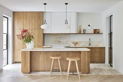 Fields of Gold by Meredith Clark - Project Feature - The Local Project - The Local Project Kitchen With Travertine Floors, Herringbone Kitchen Floor, Herringbone Kitchen, Timber Kitchen, Deco Kitchen, Modern Coastal Home, California Bungalow, Mediterranean Style Home, Travertine Floors