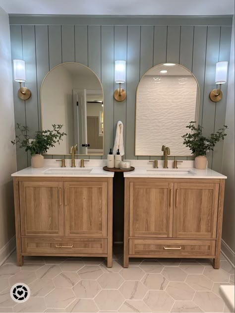 Natural Wood Bathroom Vanity Master Bath, Bathroom Vanity Neutral, Putty Bathroom Vanity, Wood Vanity Gold Fixtures, Bathroom Remodel Gold Hardware, Wood Bathroom Vanity With Gold Hardware, Light Brown Vanity Bathroom Ideas, White Oak Bathroom Vanity Gold Hardware, Bathroom Light Wood Vanity