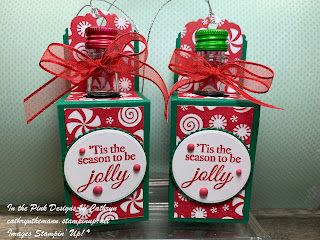 In the Pink, Designs by Cathryn: HOLLY JOLLY WISHES NO CUT MINI LIQUOR GIFT BOX with GINGERBREAD AND PEPPERMINT - Stampin' Up! Mini Liquor Bottles Crafts, Diy Mini Liquor Bottle Gifts, Mini Wine Bottles Gifts Christmas, Stampin Up Gifts To Make, Mini Alcohol Bottles Gifts Christmas, Mini Bottles Of Alcohol Gifts Christmas, Mini Liquor Bottle Gift Ideas Christmas, Paper Gift Ideas Handmade, Christmas Liquor Gift Ideas