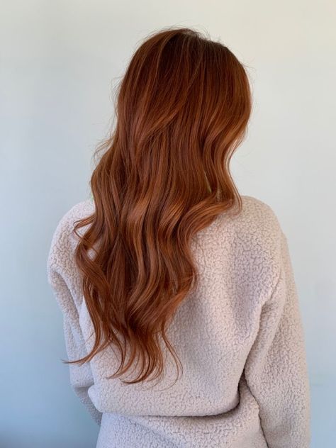 Red Hair Back Of Head, Light Radiant Auburn Hair, Cooper Auburn Hair, Light Red Auburn Hair, Brown To Natural Red Hair, Brown Hair To Ginger Before And After, Red Hair Ideas Natural, Low Maintenance Ginger Hair, Red Bronze Hair