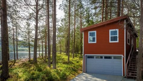 Cabin Over Garage, Loft Above Garage Living Spaces, Tiny Homes With Garage, Tiny Carriage House, Tiny House Design With Garage, Adu With Garage, Tiny Home With Garage, Small Garage House, Tiny House With Garage