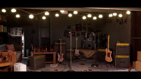 Garage Band Setup, Garage Band Aesthetic, Band Practice Room, Music Garage, Giant House, Band Practice, Band Room, Big Garage, Band Aesthetic