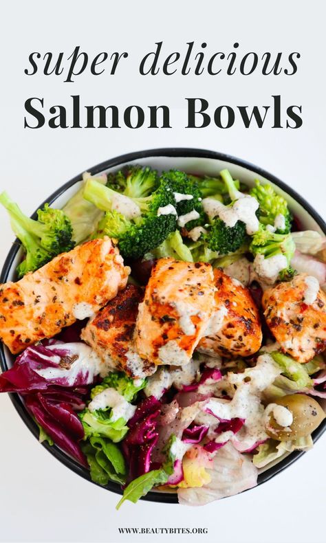 Delicious Mediterranean salmon bowl! This is the best healthy salmon recipe - it's full of flavor, light and super satistying. The best recipe for salmon bowls! Mediterranean Salmon Bowl, Recipes With Salmon, Low Carb Hummus, Salmon Meals, Chicken Meal Prep Recipes, Healthy Vegan Meal Prep, Recipe For Salmon, Vegan Meal Prep Recipes, 2025 Recipes