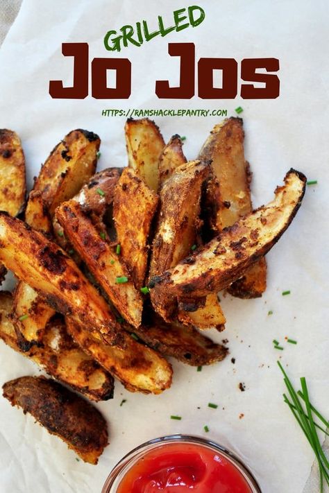 Have you made jo jos before? If you haven't, you should and I have just the grilled jo jo recipe for you! These potatoes are tasty and a great grill side dish! #sidedish #grilling #potatoes via @ramshacklepantr Grilling Potatoes, Jojo Recipe, Grilled Potato Recipes, Grilled Side Dishes, Feed The Hungry, Hungry People, Pantry Recipes, Grilling Ideas, Grilling Sides