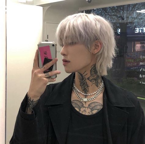 Ulzzang Hair, Dyed Hair Men, Short White Hair, Short Hair Tomboy, Asian Haircut, Short Hair Images, Anime Boy Hair, Asian Short Hair, Dyed Hair Inspiration