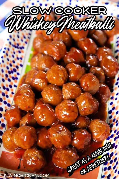 Slow Cooker Whiskey Meatballs - only 6 ingredients! Frozen meatballs, ketchup, brown sugar, Worcestershire sauce, lemon juice, and bourbon.Great for parties or as a main dish served over mashed potatoes or rice. Everyone always asks for the recipe! #slowcooker #crockpot #meatballs #partyfood Brown Bears Recipe, Whiskey Meatballs, Crockpot Meatballs, Football Friday, Meatball Dishes, Over Mashed Potatoes, Crockpot Appetizers, Appetizer Meatballs, Meatball Recipes Easy