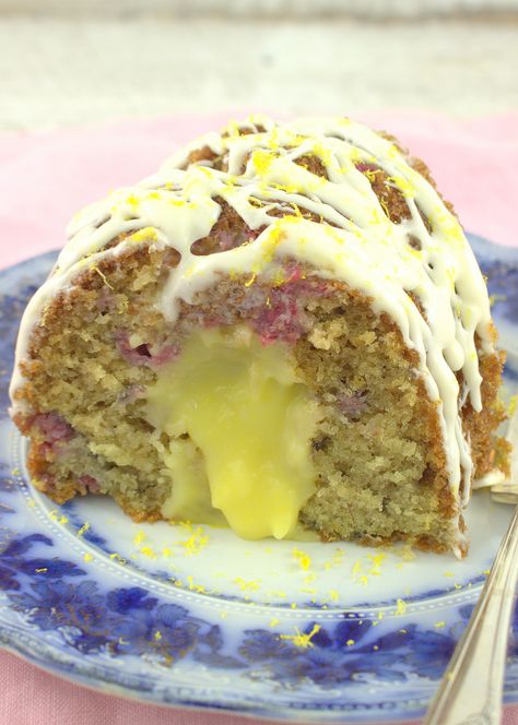 Raspberry Bundt Cake with Lemon Curd Filling – Pound Cake With Lemon Curd, Pudding Cake Mix, Easy Bundt Cake Recipes, Cake With Lemon Curd, Recipes Using Cake Mix, Easy Bundt Cake, Cake Recipes At Home, Cake Filling Recipes, Lemon Curd Filling