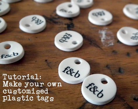 These are Plastic Tags you make in your oven...They seem easy enough. They would add character to any bracelet or necklace Plastic Fou, Shrinky Dink Jewelry, Shrink Art, Shrink Film, Craft Stalls, Craft Fair Displays, Craft Show Displays, Cadeau Diy, Craft Show Ideas