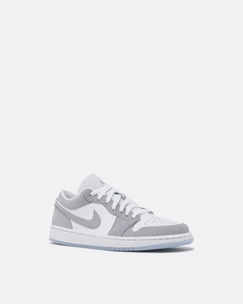 NIKE x AIR JORDAN 1 LOW "WHITE WOLF GREY" Check more at https://wearline.co/produit/nike-x-air-jordan-1-low-white-wolf-grey/ Air Jordan 1 Low White, Jordan 1 Low White, White Wolf, Air Jordan 1 Low, Jordan 1 Low, Hummel Sneaker, Air Jordan 1, Jordan 1, Air Jordan