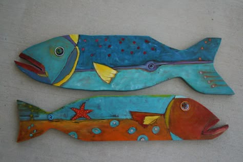 Fish                                                                                                                                                                                 More Wood Plank Art, Fish Wall Hanging, Folk Art Fish, Driftwood Fish, Heron Art, Painted Fish, Fish Wall Decor, Art Fish, Wood Fish