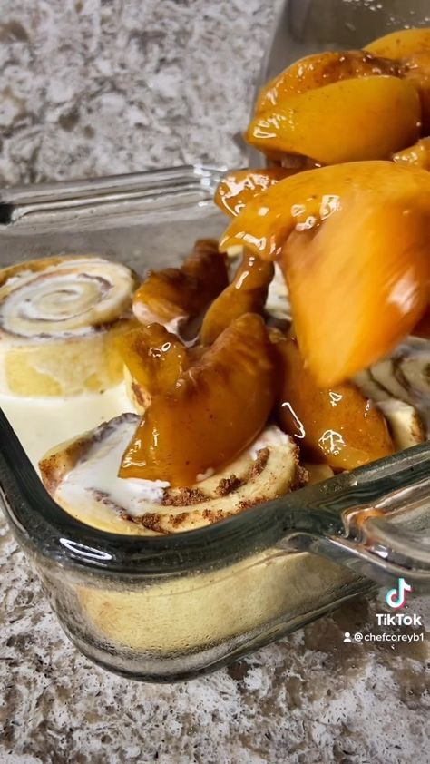 Chef Corey on Instagram: “Cinnamon bun peach cobbler 😋” Connamon Rolls, Peach Cobbler Egg Rolls, Peach Cobbler Cinnamon Rolls, Cinnamon Roll Desserts, Cinnamon Bun Cake, Cinnamon Bun, Cinnamon Bread, Cinnamon Rolls Recipe, Peaches N Cream