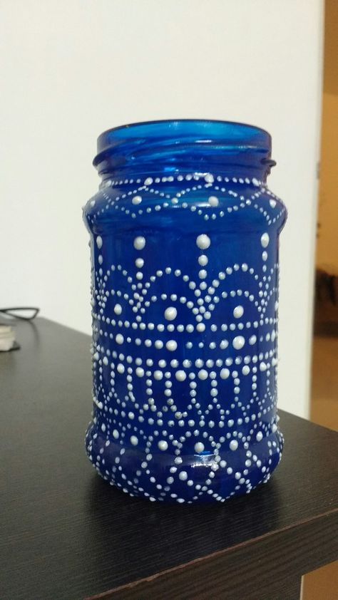 Puntillismo on jam jar#bottle#art#dot#point Jam Bottle Painting, Jam Bottle, Painting Bottles, Eco Art, Art Articles, Diy Glass Bottle Crafts, Glass Bottle Crafts, Craft Stuff, Dot Art Painting