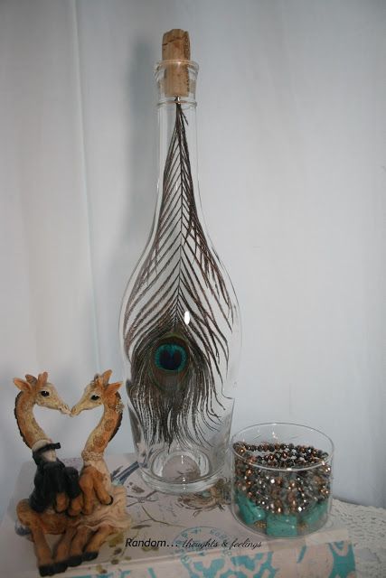 display a peacock feather from blog: Random thoughts & feelings Creative Bird Houses, Peacock Feather Decor, Peacock Room, Peacock Feather Art, Peacock Crafts, Peacock Theme, Peacock Colors, Peacock Decor, Feather Decor