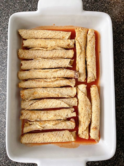 Frozen Burrito Casserole Enchilada Sauce, 3 Ingredient Enchiladas, Recipe Using Frozen Taquitos, Easy Enchiladas With Frozen Taquitos, Taquitos Enchilada Casserole, Frozen Taquitos Recipes, Lazy Enchiladas, Taquito Enchilada Casserole, Frozen Enchiladas