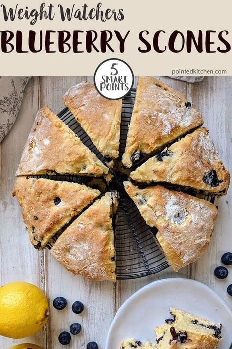 Scones Vegan, Donna Hay Recipes, Blueberry Lemon Scones, Weight Watchers Dessert Recipes, Lemon Scones, Weight Watchers Recipes Desserts, Vegan Blueberry, Ww Desserts, Blueberry Scones