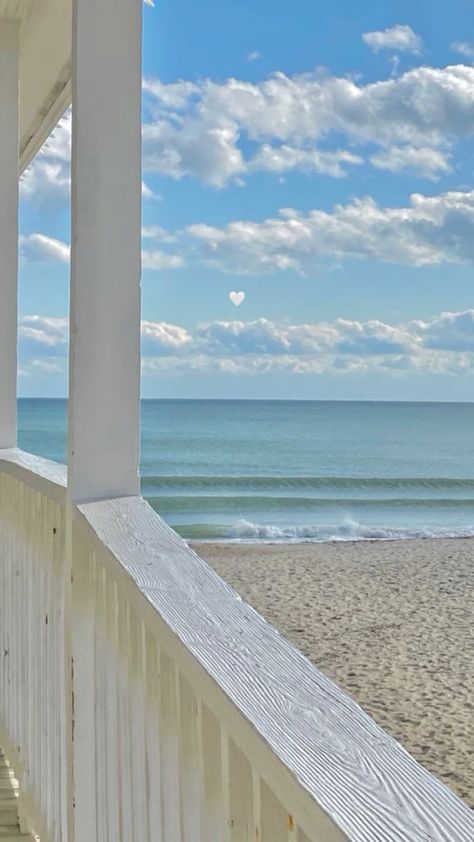 #myfirstshuffle Coastal Aethstetic, Porch Beach House, Beach Town Aesthetic, Small Beach Town, Relaxing Nature, 2024 Goals, Coastal Aesthetic, Summer Pics, Coastal Granddaughter