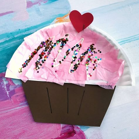 Bakery Art Projects Preschool, Preschool Birthday Crafts Art Projects, Pink Art For Preschool, Paper Plate Cupcake Craft, Valentines Paper Plate Crafts, C Is For Cupcake Craft, Cupcake Crafts Preschool, Bakery Art Activities For Preschool, Valentine Food Craft