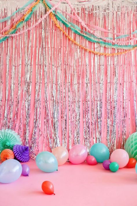 Ruffle Tutorial, Easy Backdrops, Photos Booth, Party Deco, Backdrop Ideas, Diy Backdrop, Party Background, Party Backdrop, Photo Booth Backdrop