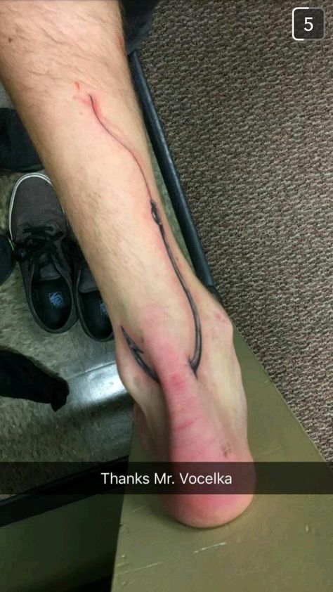 Reddit - tattoos - Fish Hook Through the Achilles. Done by Dane Vocelka, Canvas Tattoo Studio, MN Fishhook Tattoo, Redfish Art, Fish Hook Tattoo, Achilles Tattoo, Tattoo Fishing, Fly Fishing Tattoo, Hook Tattoo, Fishing Hook Tattoo, Fishing Tattoo