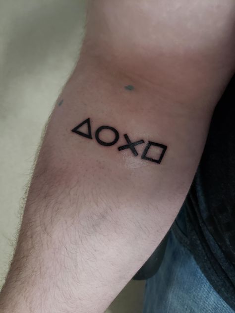 Gamers Tattoo, Tattoo For Gamers, Tattoos For Gamers, Controller Tattoo, Playstation Symbol Tattoo, Playstation Tattoo Ideas, Play Tattoo, Playstation Buttons Tattoo, Video Games Tattoo