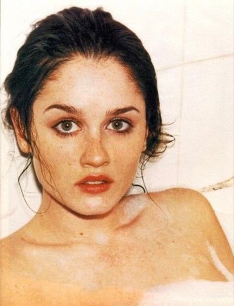 robin tunney adult jackie taylor fancast yellowjackets Alison Eastwood, Robin Tunney, Simon Baker, The Perfect Girl, The Mentalist, Crafts For Girls, Beautiful Eyes, Celebrity Photos, Woman Face