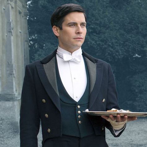 Wadsworth Clue, Downton Abbey House, Waiter Outfit, Butler Outfit, Thomas Barrow, Tea Packing, Rob James Collier, Woburn Abbey, Black And White Tuxedo