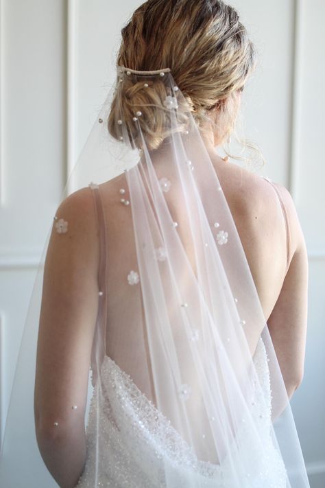 This Wedding Veils item is sold by TailoredTulle. Ships from Portland, OR. Listed on Aug 13, 2024 Tulle Aesthetic, Transparent Veil, Floral Wedding Veil, Floral Wedding Veils, Fingertip Wedding Veils, Wedding Bun, Floral Veil, Pearl Veil, Tulle Veils