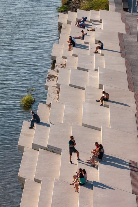 Promenade Architecture, Waterfront Landscape Design, Promenade Design, Waterfront Design, Waterfront Architecture, Landscape Stairs, Urban Beach, Urban Landscape Design, Public Space Design