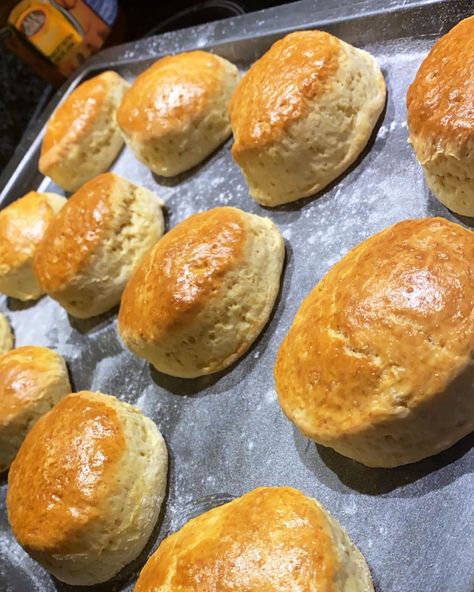 Scones Instagram Story, My Cup Of Tea, My Story, Yum Yum, Hamburger Bun, Scones, How Beautiful, Instagram Story, Biscuits