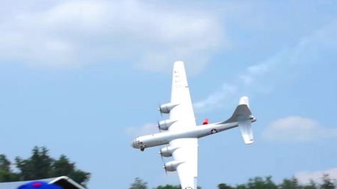 Tagged: RC Model | Crazy Crash: An Unfortunate End For This RC B-29 Superfortresshttp://worldwarwings.com/crazy-crash-an-unfortunate-end-for-this-rc-b-29-superfortress