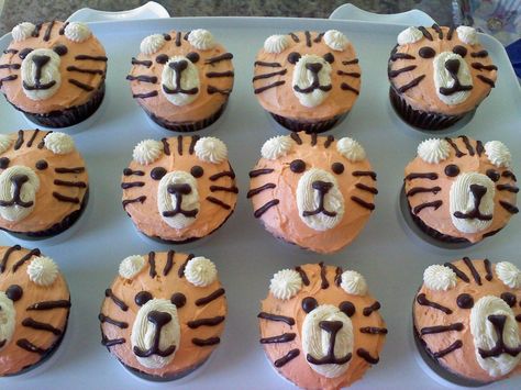 Tiger cupcakes for a princess & tiger themed birthday. Tiger Cupcakes For Kids, Tiger Cakes For Kids, Tiger Cake Ideas, Tiger Themed Birthday Party, Birthday Cake Princess, Tiger Cupcakes, Cupcakes Cute, Tiger Party, Tiger Birthday Party