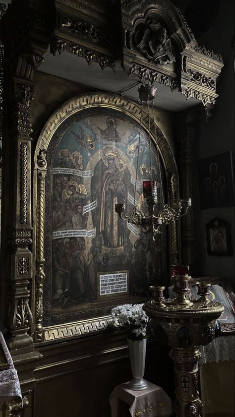 Dark Catholicism, Orthodox Aesthetic, Aesthetic Church, Beige Roses, Christian Modesty, Traditional Catholicism, Church Interior Design, Church Aesthetic, Our Father In Heaven