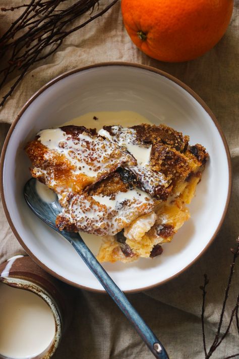 Marmalade Panettone Bread and Butter Pudding Panettone Bread Pudding, Orange Custard, Bread Butter Pudding, Panettone Bread, Easy Puddings, Winter Baking, Warm Desserts, Butter Pudding, Sugar Plums