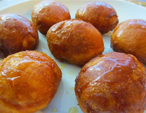 Biscuits With Honey, Deep Fried Butter, Fried Biscuits, Honey Butter Biscuits, Homemade Honey Butter, Fried Butter, Fried Bread Recipe, Biscuits From Scratch, Breakfast Donuts