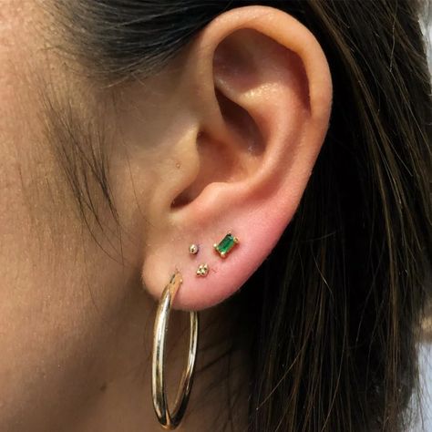 Ear Piercings For Thick Lobes, Daith Piercing Curation, Different Ear Piercings Ideas, Piercing Lobe, Ear Peircings, Types Of Ear Piercings, Ear Lobe Piercings, Ear Piercings Helix, Cool Ear Piercings