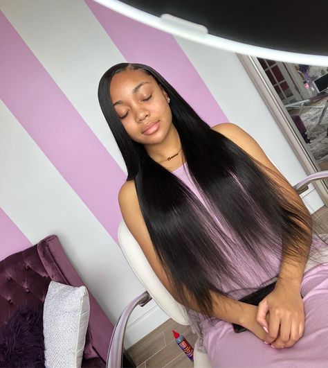 20 Year Old Stylist ✂️ on Instagram: “Basic Side Part Sew-in with leave out ✨ Appointments available, BOOK NOW! you may book online using the link in my bio! Book your appt!…” Side Part Sew In With Leave Out, Natural Human Hair Extensions, Straight Weave Hairstyles, Sew In Hairstyles, Luxy Hair, Brazilian Straight Hair, Natural Human Hair, Sew Ins, Human Virgin Hair