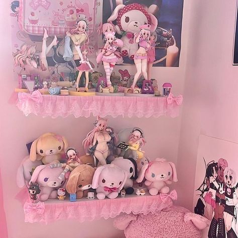 Pink Otaku Room, Kawaii Shelves, Kawaii Core Room, Cutecore Room, Sanrio Room, Kawaii Room Ideas, Hello Kitty Room Decor, Kawaii Bedroom, Otaku Room