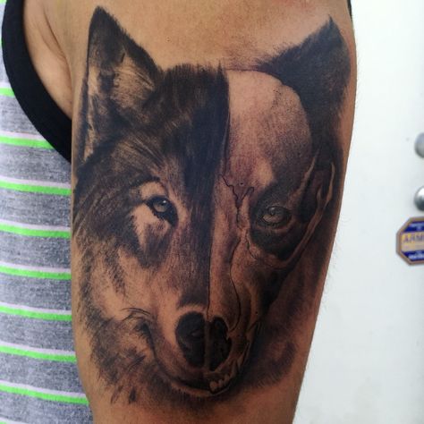 Wolf and skull half face tattoo arm placement Half Wolf Half Skull Tattoo, Half Face Tattoo, Half Skull Tattoo, Tattoo Arm Placement, Dog Skull, Half Skull, Lion Head Tattoos, Wolf Face, Tattoo Arm