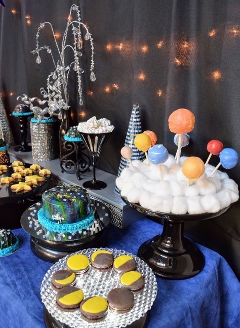 Galaxy Theme Desserts Galaxy Jello Shots, Homecoming 2024, Senior Graduation Party, Party Dessert Table, Galaxy Theme, Wedding After Party, Science Themes, Dessert Display, Senior Graduation